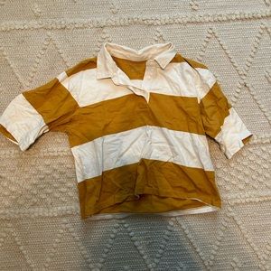 Short sleeve collared shirt